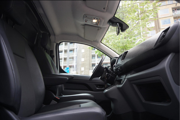 Opel Vivaro-e L3H1 Innovation 75 kWh | 5/26 beurt | SOH 92% | Dodehoek | HUD | Apple | Camera | PDC v+a | Navi | Opel dealer onderhouden
