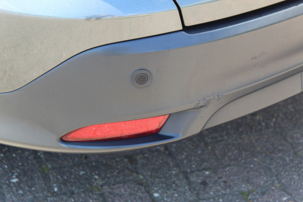 Ford FOCUS Wagon 1.0 Lease Edition , 125pk Airco , Cruise, Trekhaak ,Stoel,Stuur en Voorruitverwarming LM velgen , Bluetooth , Navigatie