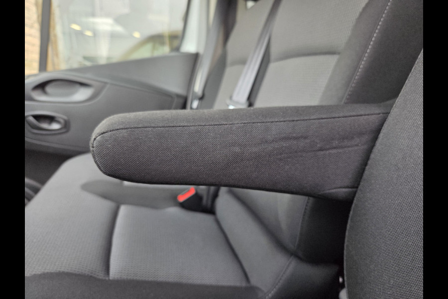 Renault Trafic 2.0 dCi Automaat 150 Pk - 107Kw L2 Comfort Airco Cruisecontrol Navigatie