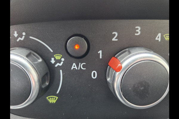 Renault Trafic 2.0 dCi Automaat 150 Pk - 107Kw L2 Comfort Airco Cruisecontrol Navigatie