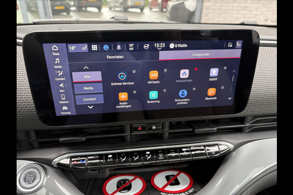 Fiat 500 La Prima by bocelli 42 kWh full option Achteruitrijcamera - Airco - Apple carplay - Navigatie - Parkeersensoren - Panorama dak - Stoelverwarming - Cruise control - Dodehoek detector - Elektrische ramen - Led verlichting - Bluetoot - Keyless start - Stuur leder - Stuur multifunctioneel - Licht metalen velgen 17 inch