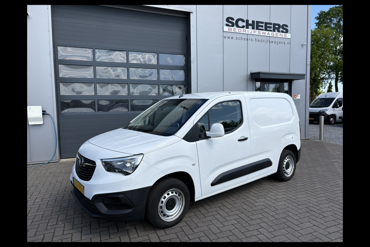 Opel Combo 1.5D Airco | Navigatie | PDC