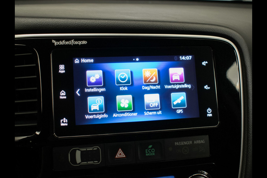 Mitsubishi Outlander 2.0 Instyle Sport (APPLE CARPLAY,NAVI,CAMERA,360 VIEW,STOEL/STUUR VERWARMING,CLIMATE,CRUISE,LM VELGEN)
