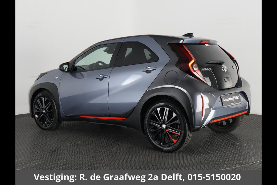 Toyota Aygo X 1.0 VVT-i S-CVT Undercover Jun Takahashi | JBL-Audio | Stoelverwarming | Parkeersensoren voor & achter |
