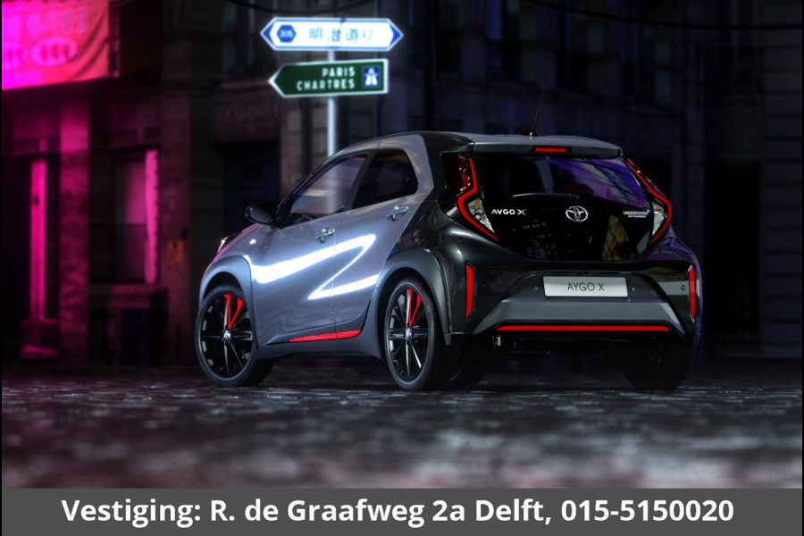 Toyota Aygo X 1.0 VVT-i S-CVT Undercover Jun Takahashi | JBL-Audio | Stoelverwarming | Parkeersensoren voor & achter |