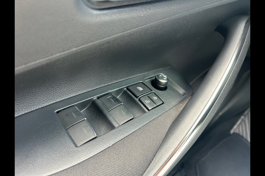 Toyota Corolla 1.8 Hybrid Active Apple CarPlay Adaptive Cruise NL-Auto 1e EIG Dealeronderhouden Rijklaarprijs!
