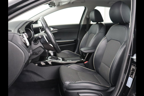 Kia Xceed 1.6 GDi PHEV DynamicLine | Carplay | Keyless | Half leder | Navigatie | Full LED | Parkeerhulp | Climate control | Bluetooth | Cruise control | Plug In