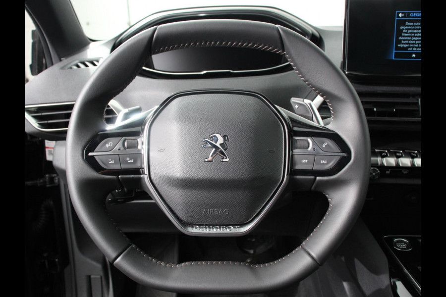 Peugeot 3008 1.2 110pk Turbo Automaat Allure Climate control Adaptive cruise control Achteruitrijd camera Parkeersensoren Verwarmde voorstoelen LED Navigatie Apple Carplay/ Android Auto