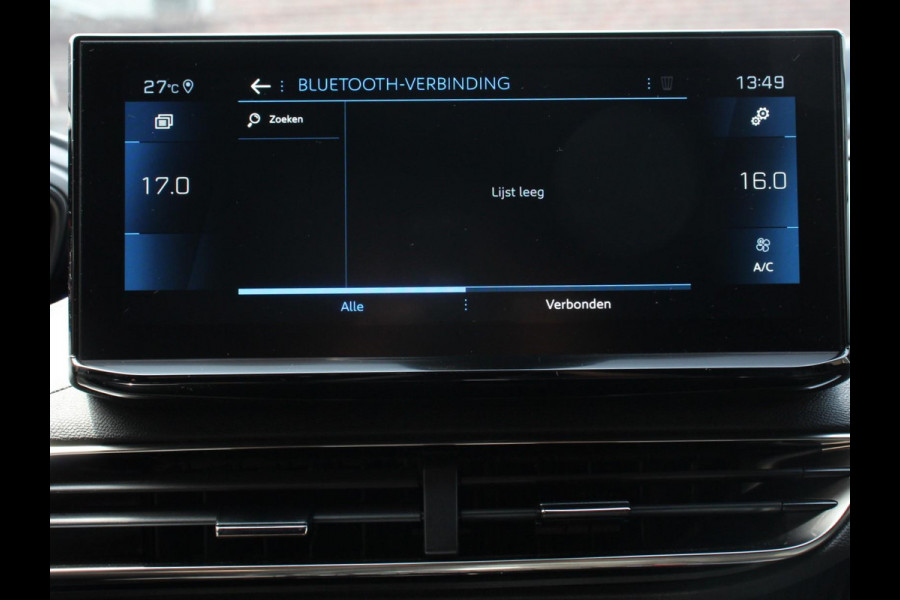 Peugeot 3008 1.2 110pk Turbo Automaat Allure Climate control Adaptive cruise control Achteruitrijd camera Parkeersensoren Verwarmde voorstoelen LED Navigatie Apple Carplay/ Android Auto