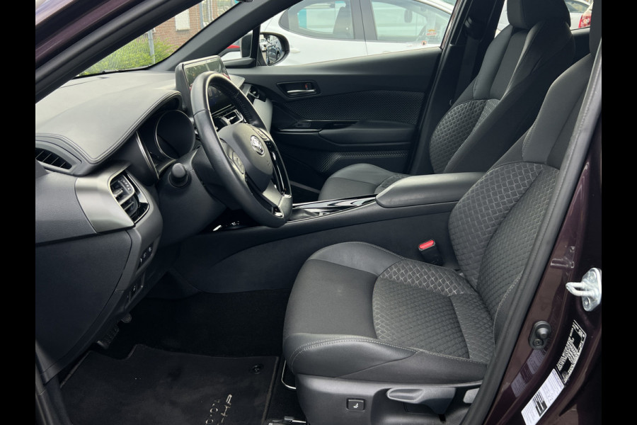 Toyota C-HR 1.8 Hybrid Team D | Navi | Park Assist | Winter Pack | Camera | Carplay