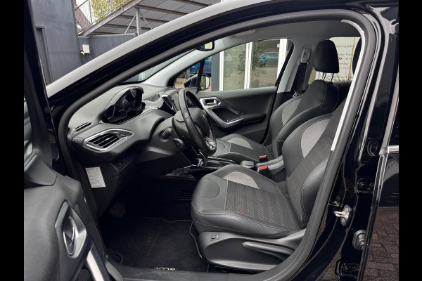 Peugeot 2008 1.2 PureTech Allure | Automaat | Trekhaak | Distributieriem vervangen| Parkeersensoren | Climate Control