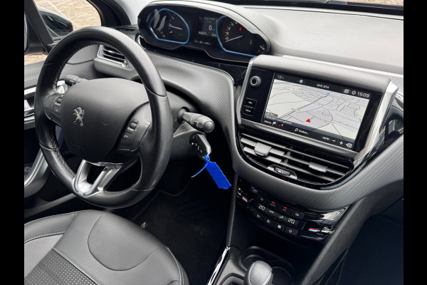 Peugeot 2008 1.2 PureTech Allure | Automaat | Trekhaak | Distributieriem vervangen| Parkeersensoren | Climate Control