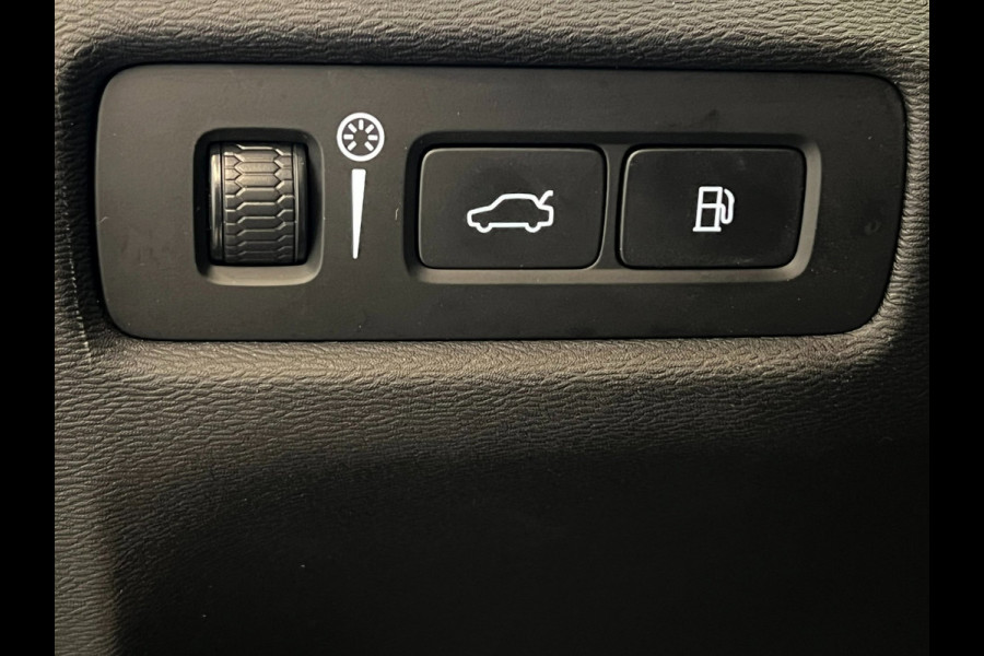 Volvo S60 2.0 Recharge T8 AWD R-Design / Harman / Trekhaak