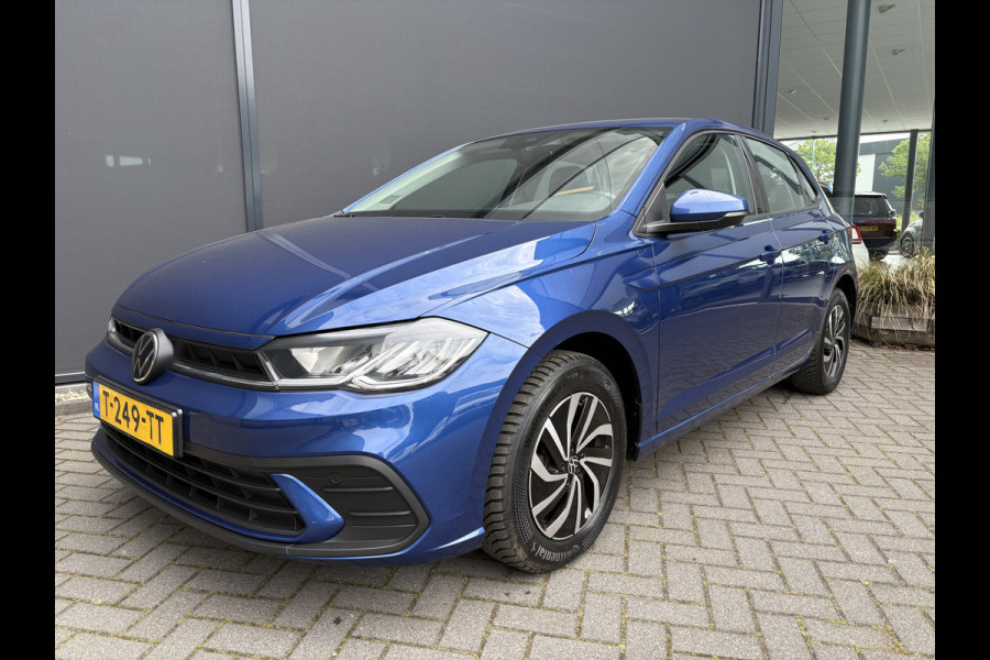 Volkswagen Polo 1.0 TSI Life  Airco - Apple carplay - Navigatie - Cruise control - Bluetooth - Licht metalen velgen 15 inch - Led verlichting - Elektrische ramen - Radio - Start/stop systeem - Stuur l
