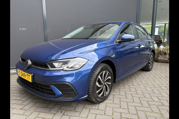 Volkswagen Polo 1.0 TSI Life  Airco - Apple carplay - Navigatie - Cruise control - Bluetooth - Licht metalen velgen 15 inch - Led verlichting - Elektrische ramen - Radio - Start/stop systeem - Stuur l