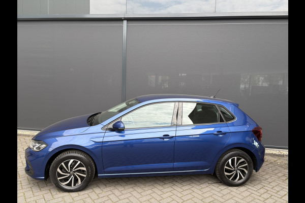 Volkswagen Polo 1.0 TSI Life  Airco - Apple carplay - Navigatie - Cruise control - Bluetooth - Licht metalen velgen 15 inch - Led verlichting - Elektrische ramen - Radio - Start/stop systeem - Stuur l