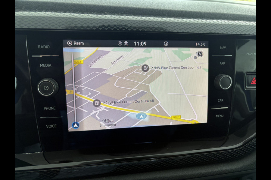 Volkswagen Polo 1.0 TSI Life  Airco - Apple carplay - Navigatie - Cruise control - Bluetooth - Licht metalen velgen 15 inch - Led verlichting - Elektrische ramen - Radio - Start/stop systeem - Stuur l