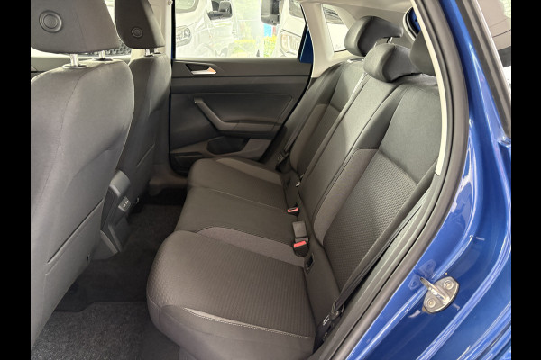 Volkswagen Polo 1.0 TSI Life  Airco - Apple carplay - Navigatie - Cruise control - Bluetooth - Licht metalen velgen 15 inch - Led verlichting - Elektrische ramen - Radio - Start/stop systeem - Stuur l