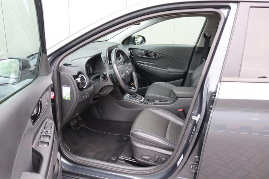 Hyundai Kona 1.6 GDI HEV Premium Sky Trekhaak/Open-dak/Winter-pack/Camera/Carplay