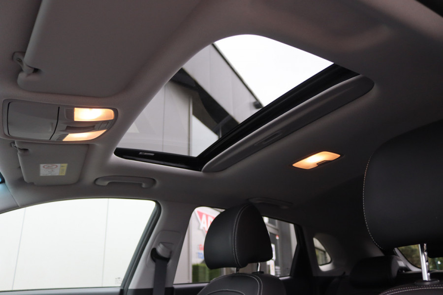 Hyundai Kona 1.6 GDI HEV Premium Sky Trekhaak/Open-dak/Winter-pack/Camera/Carplay