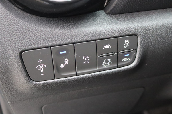 Hyundai Kona 1.6 GDI HEV Premium Sky Trekhaak/Open-dak/Winter-pack/Camera/Carplay