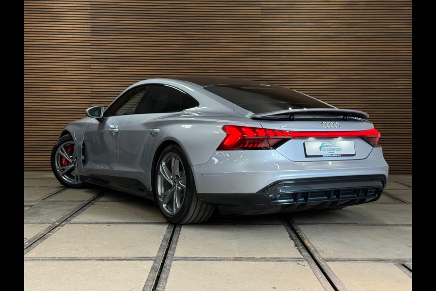 Audi e-tron GT Quattro | 530PK | 93kWh | Carbondak | 20'' | Luchtvering | Matrix LED | Nappa | RS interieur | Air-Quality Systeem