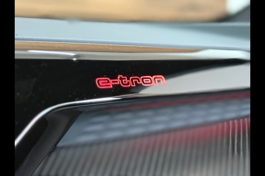 Audi e-tron GT Quattro | 530PK | 93kWh | Carbondak | 20'' | Luchtvering | Matrix LED | Nappa | RS interieur | Air-Quality Systeem