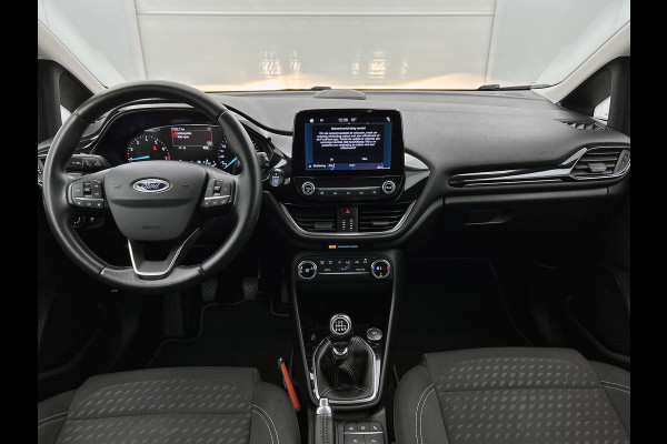 Ford Fiesta 1.0 EcoBoost Titanium (NAVIGATIE, CARPLAY, PARKEERSENSOREN, LED, STUURBEDIENING, 1e EIGENAAR, GOED ONDERHOUDEN)