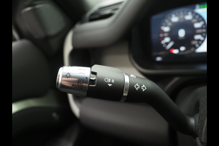 Land Rover Defender 110 2.0 P400e | NL Auto | Panoramadak | Trekhaak | 360 | Keyless | Adaptive Cruise | Leder | Carplay