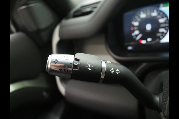 Land Rover Defender 110 2.0 P400e | NL Auto | Panoramadak | Trekhaak | 360 | Keyless | Adaptive Cruise | Leder | Carplay