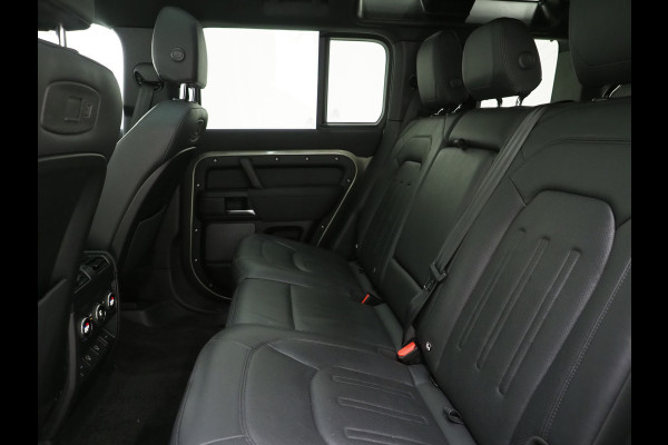 Land Rover Defender 110 2.0 P400e | NL Auto | Panoramadak | Trekhaak | 360 | Keyless | Adaptive Cruise | Leder | Carplay