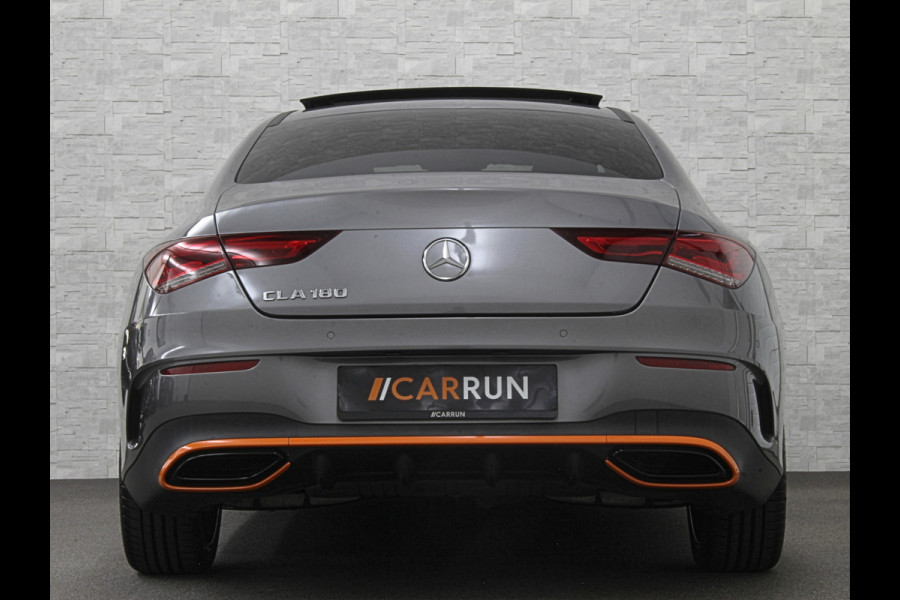 Mercedes-Benz CLA-Klasse 180 Edition 1 AMG-Line | Panorama | Sfeerverlichting | Widescreen | Memory | Multi-Beam LED | Keyless-Go | 19 Inch | Stoelverwarming | Night-Pakket | Camera | Origineel NL | Nieuwe Banden & Onderhoudsbeurt |