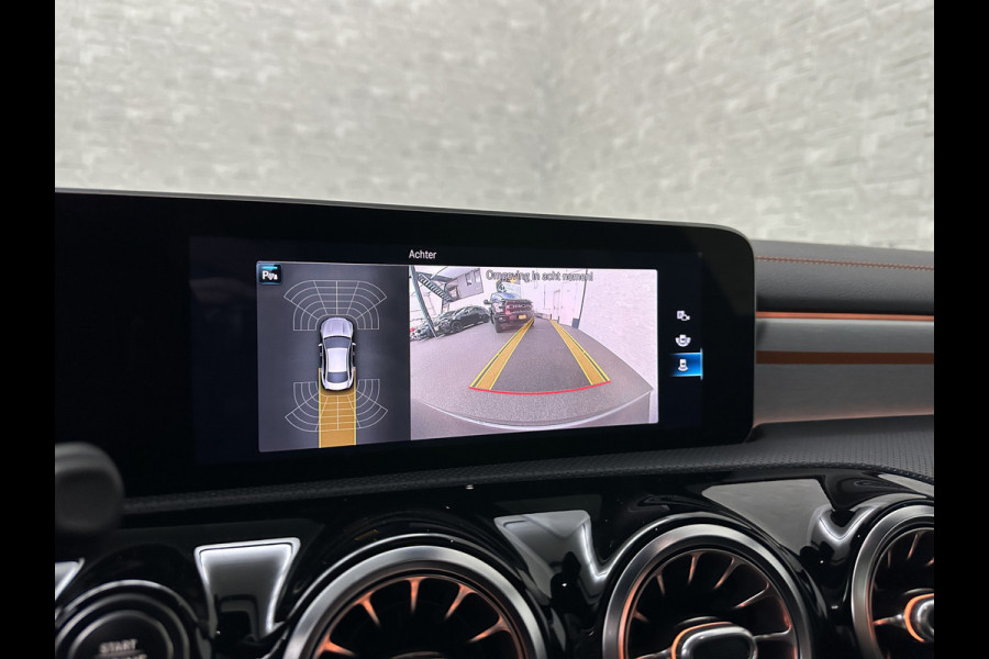 Mercedes-Benz CLA-Klasse 180 Edition 1 AMG-Line | Panorama | Sfeerverlichting | Widescreen | Memory | Multi-Beam LED | Keyless-Go | 19 Inch | Stoelverwarming | Night-Pakket | Camera | Origineel NL | Nieuwe Banden & Onderhoudsbeurt |