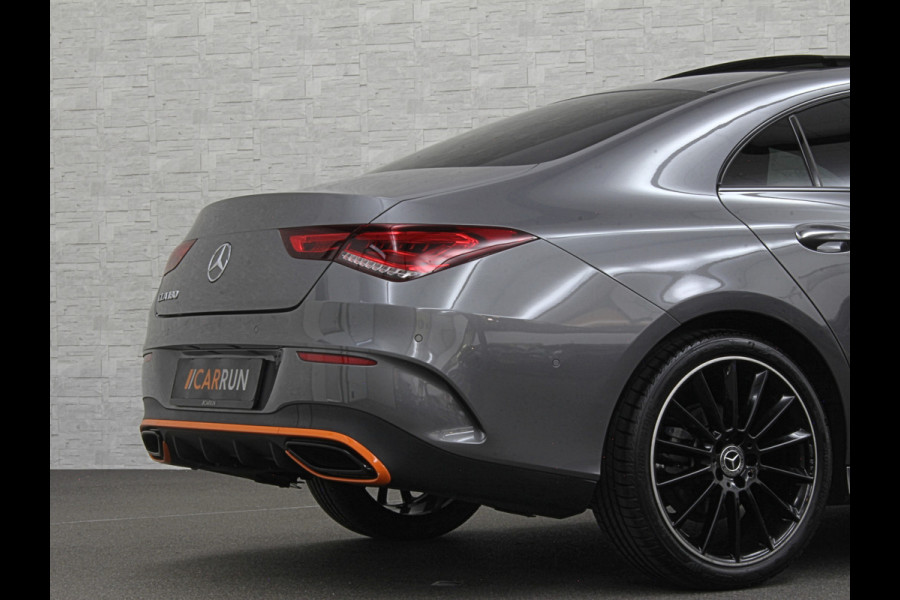 Mercedes-Benz CLA-Klasse 180 Edition 1 AMG-Line | Panorama | Sfeerverlichting | Widescreen | Memory | Multi-Beam LED | Keyless-Go | 19 Inch | Stoelverwarming | Night-Pakket | Camera | Origineel NL | Nieuwe Banden & Onderhoudsbeurt |