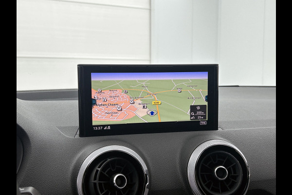 Audi Q2 35 TFSI Advanced edition (DIGITALE COCKPIT, CLIMA, CAMERA, ADAPTIVE CRUISE, 1e EIGENAAR, GOED ONDERHOUDEN)