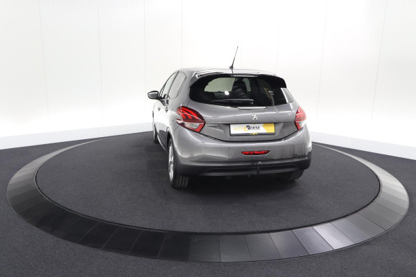 Peugeot 208 PureTech 82 Signature | Trekhaak | Parkeersensoren | Apple Carplay | Navigatie