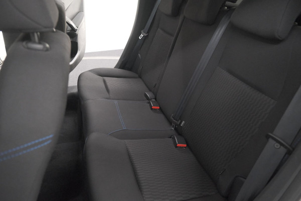 Peugeot 208 PureTech 82 Signature | Trekhaak | Parkeersensoren | Apple Carplay | Navigatie