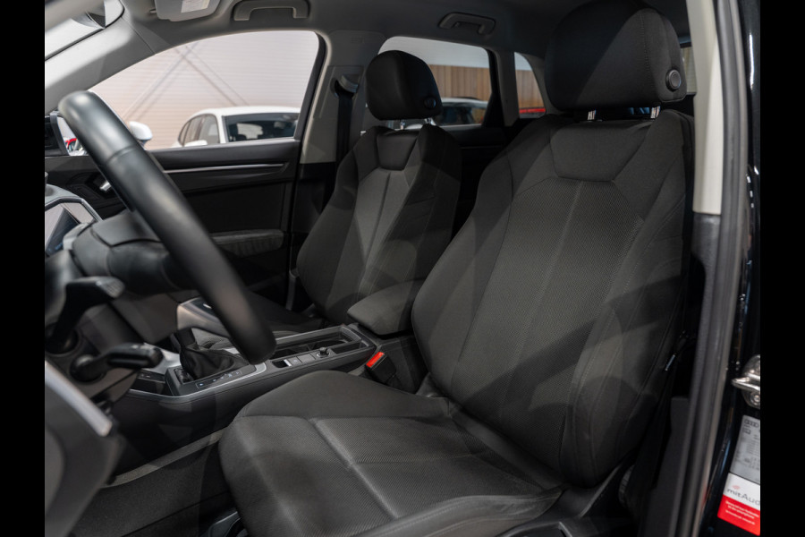Audi Q3 45 TFSI e edition, Matrix LED, Virtual Cockpit, Apple Carplay, ACC, Android, Clima, PDC, Trekhaak 13P, Volledig Onderhoud
