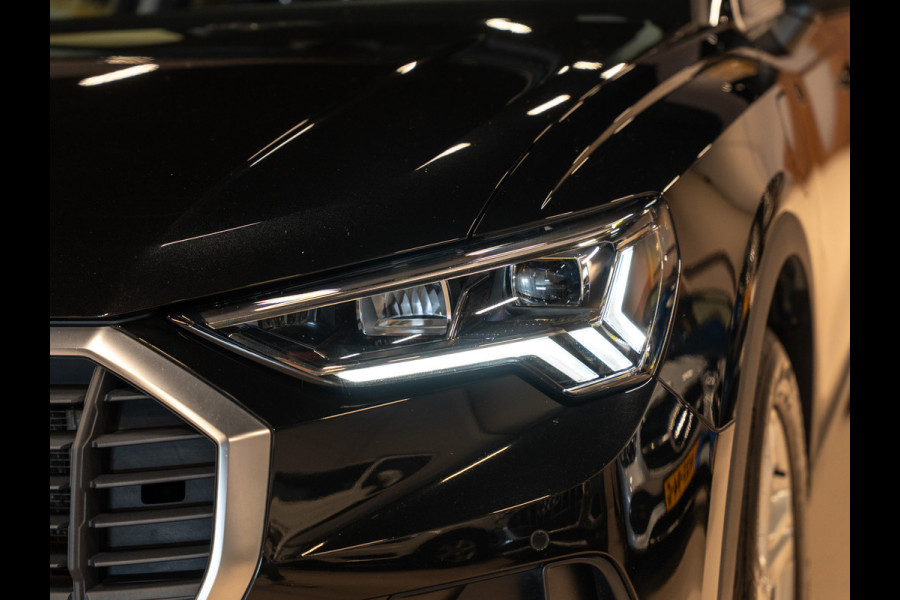 Audi Q3 45 TFSI e edition, Matrix LED, Virtual Cockpit, Apple Carplay, ACC, Android, Clima, PDC, Trekhaak 13P, Volledig Onderhoud