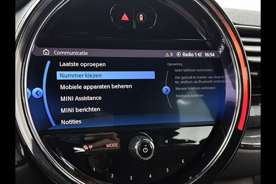 MINI Clubman 1.5 Cooper Business Edition (NAVIGATIE, CLIMA, PARKEERSENSOREN , 1e EIGENAAR, GOED ONDERHOUDEN)
