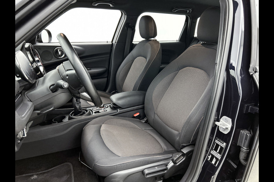MINI Clubman 1.5 Cooper Business Edition (NAVIGATIE, CLIMA, PARKEERSENSOREN , 1e EIGENAAR, GOED ONDERHOUDEN)