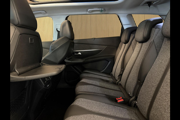 Peugeot 5008 1.2 PureTech 130PK Aut. Allure | 7 Zits | Navi | Panodak | Camera | Incl. garantie