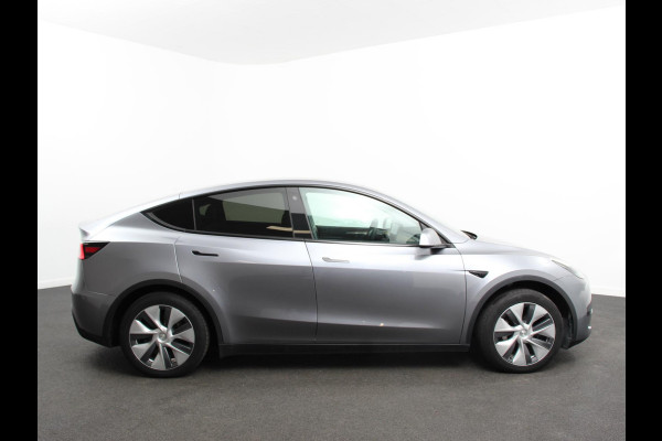 Tesla Model Y Performance Long Range AWD 75 kWh Climate control Adaptieve cruise control Achteruitrijcamera Panoramadak Keyless Stuurverwarming Stoelverwarming LED Navigatie Parkeersensoren