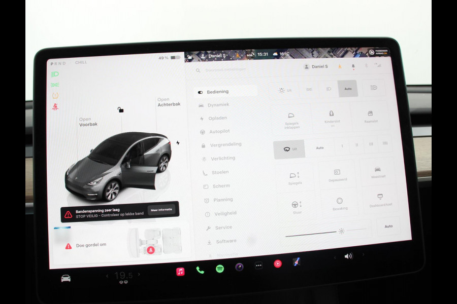 Tesla Model Y Performance Long Range AWD 75 kWh Climate control Adaptieve cruise control Achteruitrijcamera Panoramadak Keyless Stuurverwarming Stoelverwarming LED Navigatie Parkeersensoren