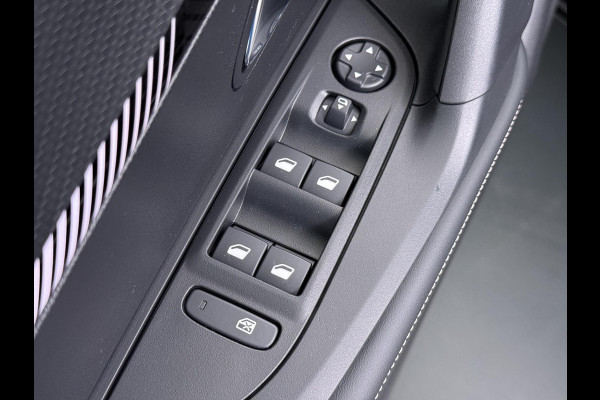 Peugeot 2008 1.2 Hybrid 136 Allure ADAPTIVE CRUISE CONTROL| ACHTERUITRIJCAMERA| APPLE CARPLAY/ ANDROID AUTO| DODE HOEK SENSOR