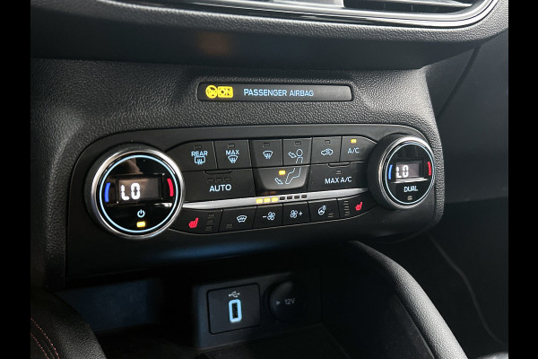 Ford FOCUS Wagon 1.0 EcoBoost Hybrid ST Line X Business (TREKHAAK, B&O, STOEL-/STUURVERWARMING, TREKHAAK, ADAPTIVE CRUISE, CAMERA)