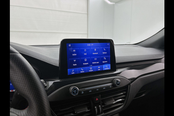 Ford FOCUS Wagon 1.0 EcoBoost Hybrid ST Line X Business (TREKHAAK, B&O, STOEL-/STUURVERWARMING, TREKHAAK, ADAPTIVE CRUISE, CAMERA)