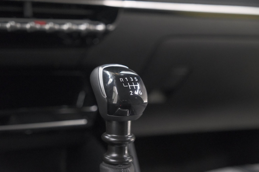 Peugeot 208 PureTech 100 Allure | 360 Camera | Vison Pack | Dodehoekdetectie | Apple Carplay