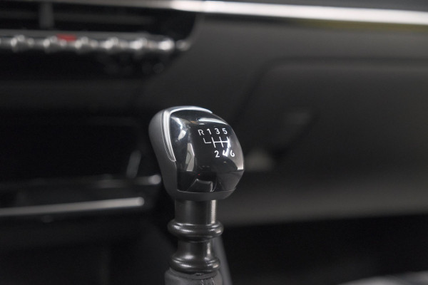 Peugeot 208 PureTech 100 Allure | 360 Camera | Vison Pack | Dodehoekdetectie | Apple Carplay