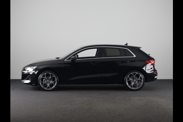 Audi A3 Sportback 30 TFSI Advanced edition 115pk S-tronic | Navigatie via App |  19 inch Lichtmetalen velgen | Stoelverwarming | Parkeersensoren voor en achter